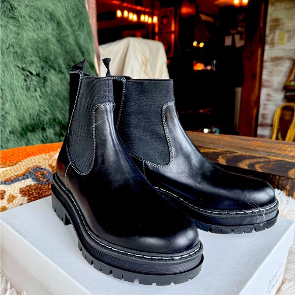 Marc Fisher leather weather resistant boots - Picture 1 of 5